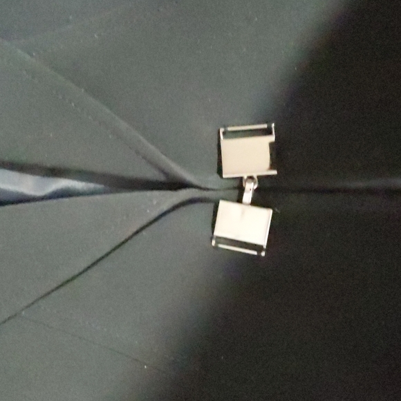 Tahari, 8P, Navy blue blazer, metal closure - Picture 2 of 6